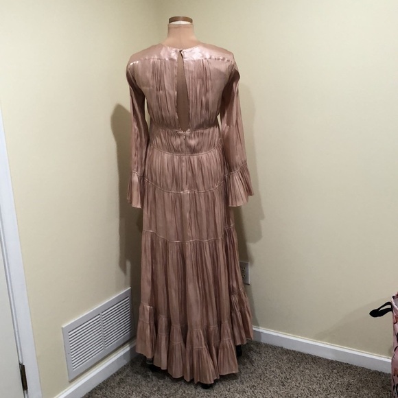 NWT Cinq a Sept Nina Maxi Dress Size 2 Iridescent Blush Pink Tiered Bell Sleeve - Picture 4 of 12